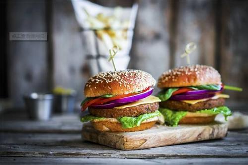 挑战一万块钱吃遍世界美食,挑战24小时吃遍全世界美食