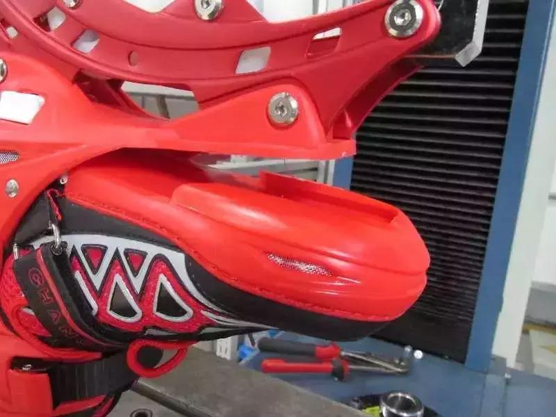 儿童花式轮滑鞋购买攻略,六一儿童节轮滑鞋试穿