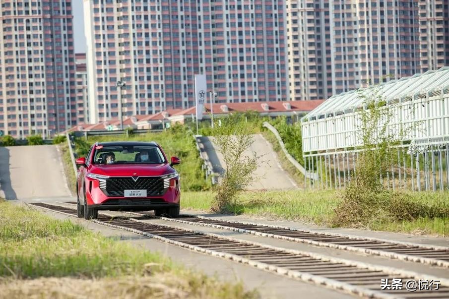 东风日产启辰大v详细测试,启辰大v喜气版