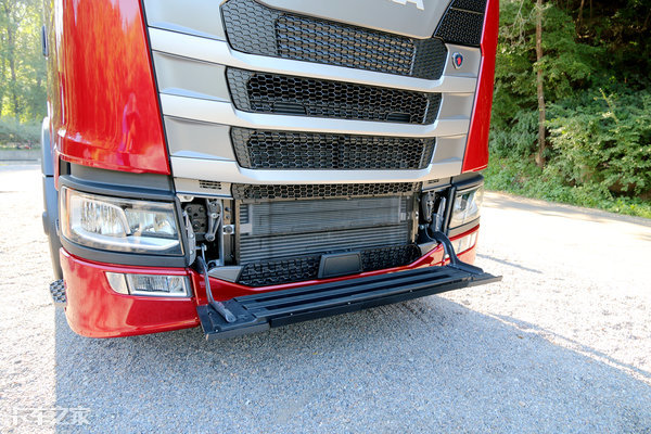 公路之王斯堪尼亚s500,斯堪尼亚s500跑高速视频