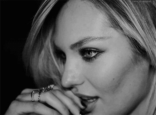 眼睛下面有很多皱纹干纹细纹,脸上有干纹细纹用什么护肤