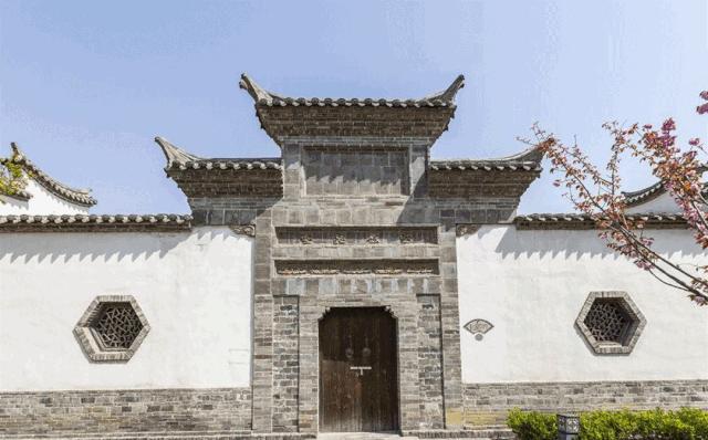 青岛西海岸新区啤酒节门票,33届西海岸啤酒节一日游