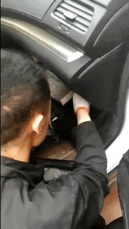 老鼠在车里面拉的尿如何清除气味,老鼠进车里最有效驱赶方法