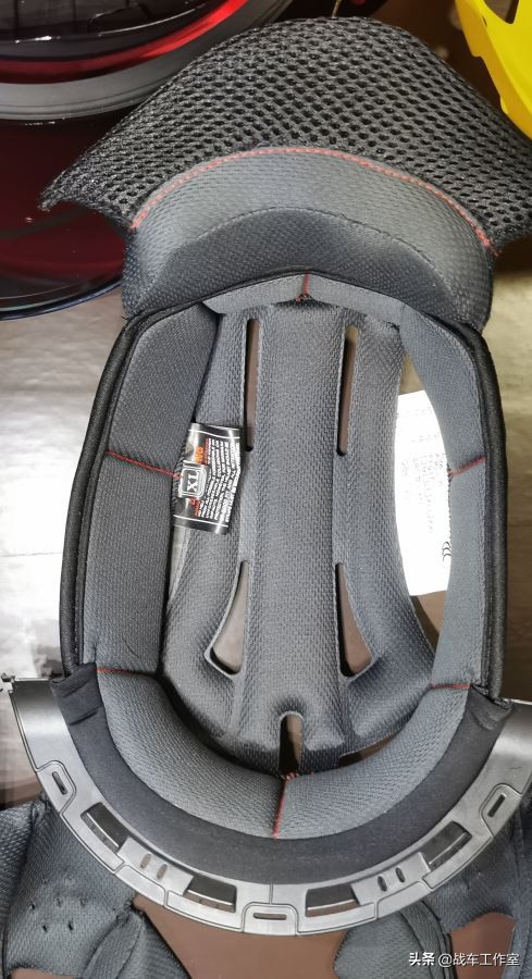 百元级头盔测评,风噪低的千元头盔