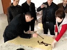 无耻至极，如此糟蹋中华书法