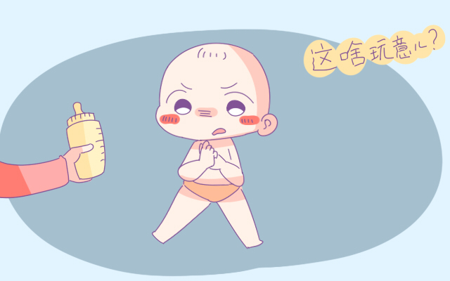 厌奶期哭的撕心裂肺,厌奶期吃奶就哭