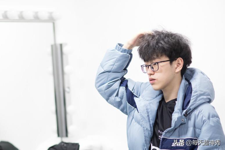 lpl2021全球总决赛edg第二局,lpl比赛中遇到bug一般怎么处理