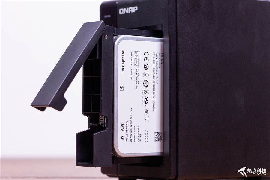 希捷酷狼pro14t硬盘评测,希捷酷狼6tbnas级硬盘