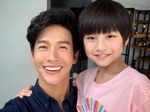 泰剧吹落的树叶主角变性,吹落的树叶泰剧女主变性前的样子