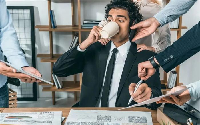 中年人最适合的三种工作,35岁一事无成适合做什么工作