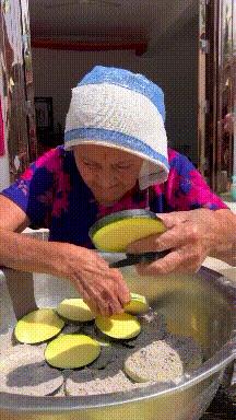 军训爆笑gif,军训时的搞笑瞬间图图