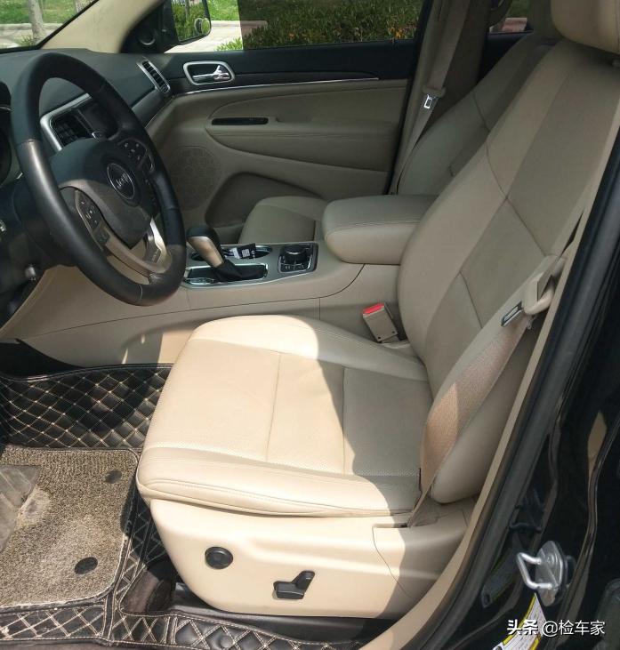 经典款大切诺基越野车,大切诺基越野最好的车型