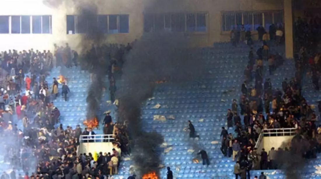 从懵懂无知的顽童到青年,从稚气未脱的少年到华丽蜕变