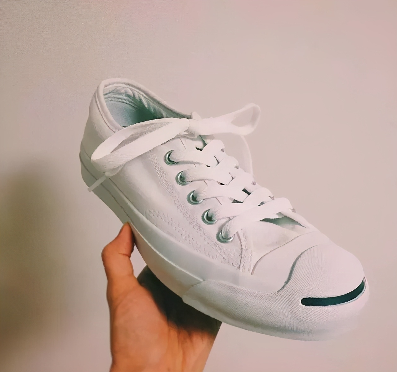 男生穿什么样鞋子好看,男生需要哪些基础款鞋子