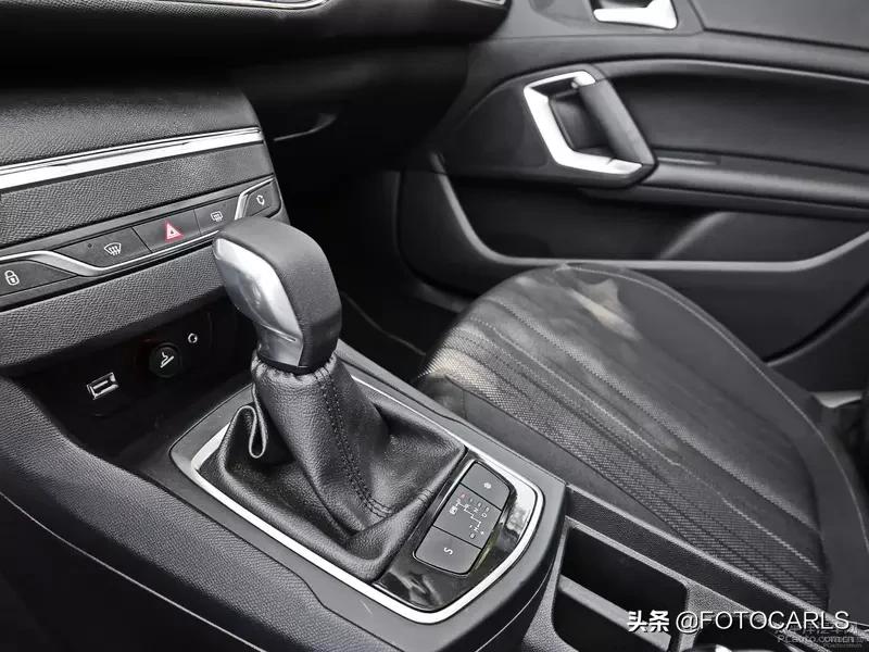 标致308s1.2t三缸质量稳定吗,标致308s1.2t对比高尔夫