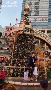 香港巨型圣诞树,香港圣诞树旅游攻略