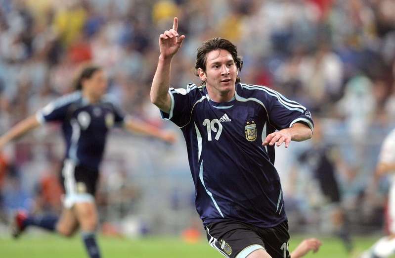 c罗梅西最后一次世界杯,c罗与梅西第一次对决