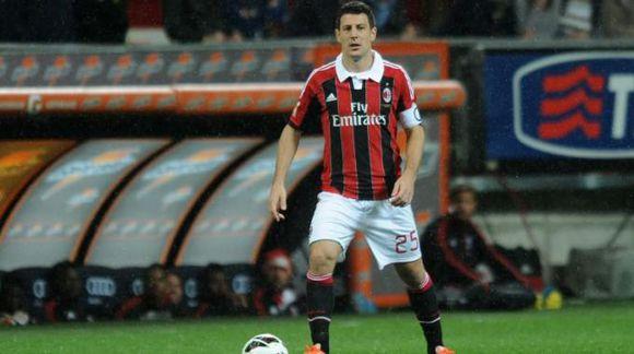 06-07欧冠ac米兰夺冠之路,04-05赛季ac米兰欧冠全过程