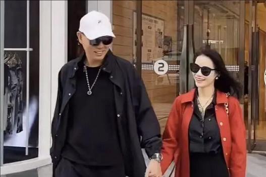 网红相差17岁的夫妻抖音,网红炫富爆红