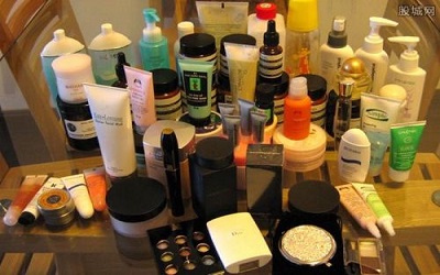 睫毛膏干了加乳液可以吗,睫毛膏干了滴眼药水可以吗