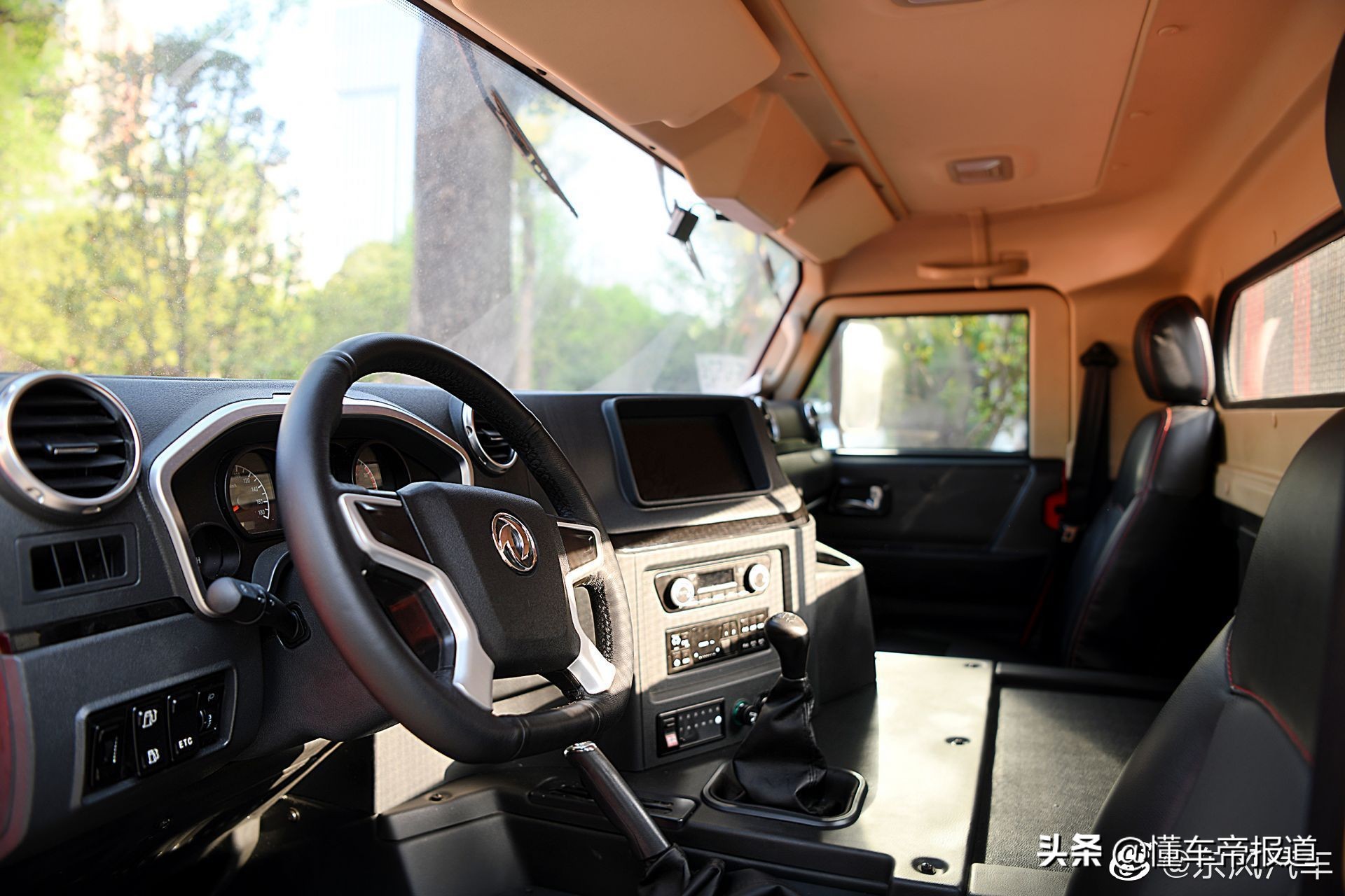 国产悍马东风猛士多少钱,悍马h2vs东风猛士m50