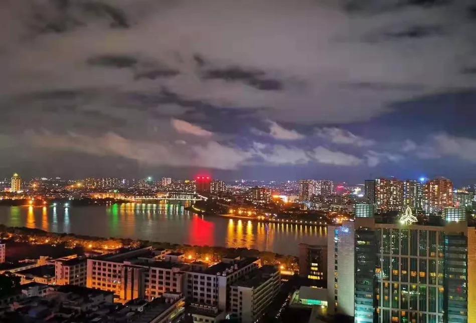 石龙最新房价多少钱一平方,石龙华讯大宅二手房价格