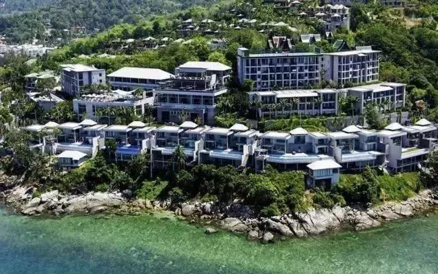 铂金海岸半山滨海度假村,卡马拉海湾全景