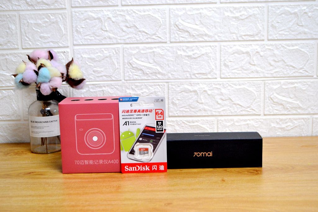 一百多行车记录仪高性价比,行车记录仪900多块钱有必要吗