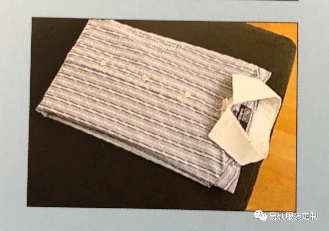 衬衫的叠法不褶皱,短袖的叠法
