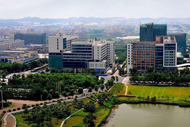 佛山狮山镇gdp全国排行,广东第一个gdp千亿狮山大镇在哪里