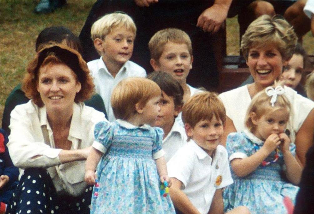 女王厌恶戴安娜,女王嫉妒戴安娜王妃