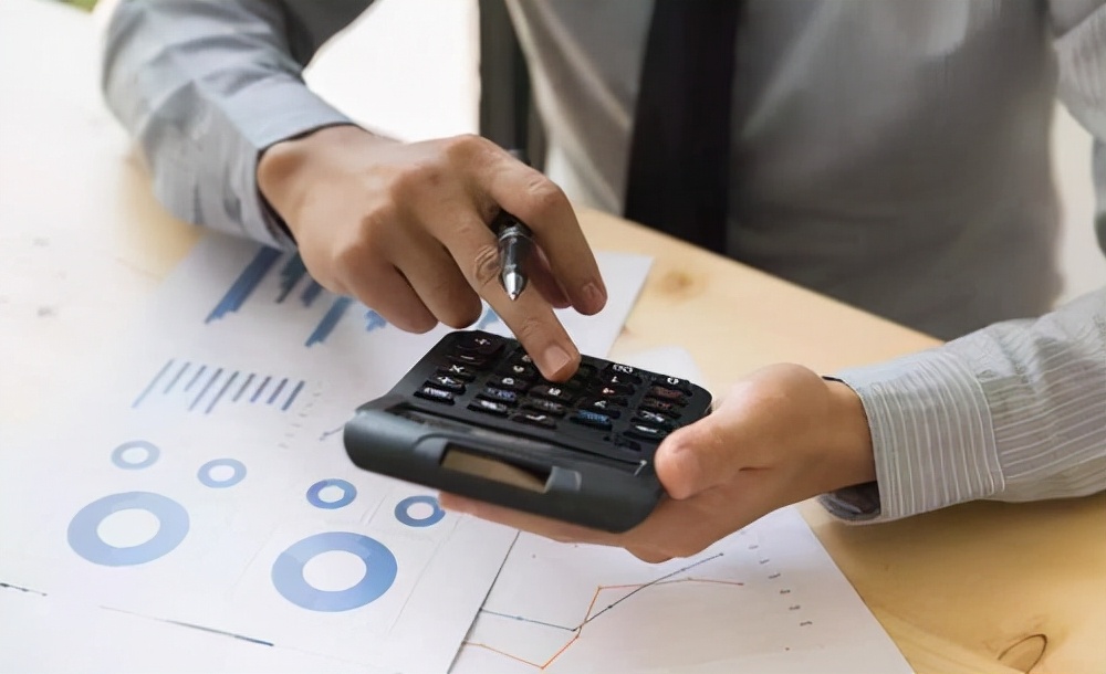 维修费和折旧费计入什么科目,固定资产折旧费修理费计入