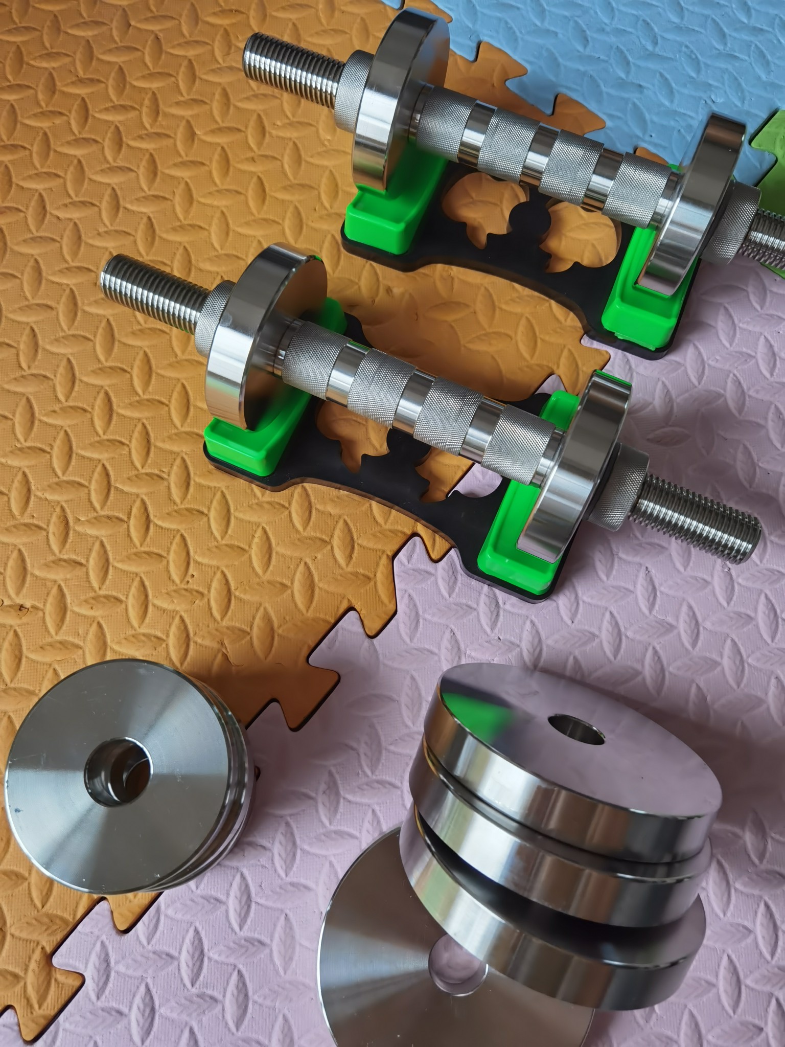 女生在家健身买什么器材合适,在家练引体向上买什么健身器材