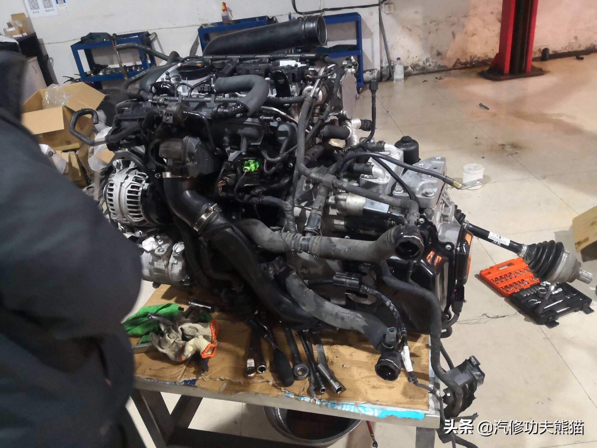 斯柯达昊锐发动机烧机油大修,18款的斯柯达为什么烧机油