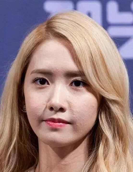 女生闭口痘痘怎么处理好得快,女生脸上有闭口痘痘怎么解决