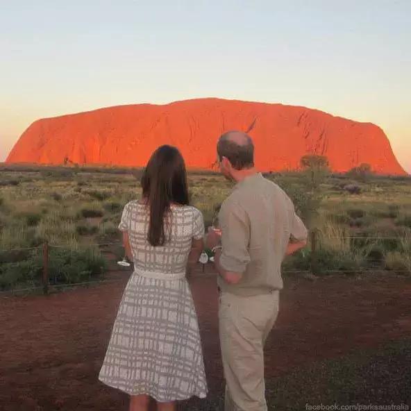一年带货1.5亿英镑的凯特王妃,却把她最爱的品牌穿倒闭了?