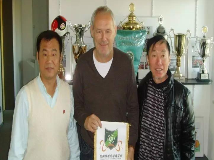 中国足球青训教父级人物,青岛国脚李霄鹏