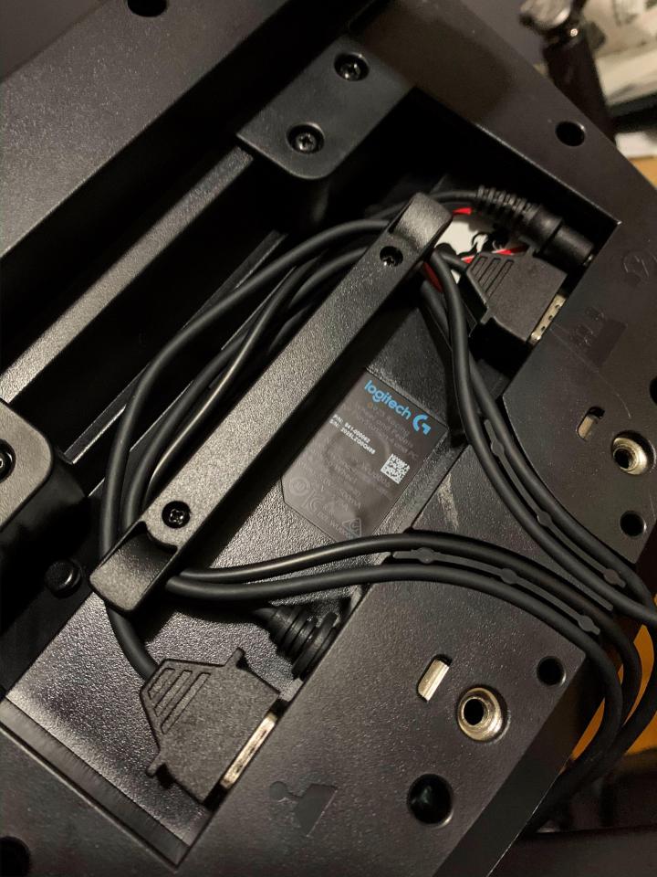 罗技g923力反馈怎么调,罗技g923方向盘指示灯不亮