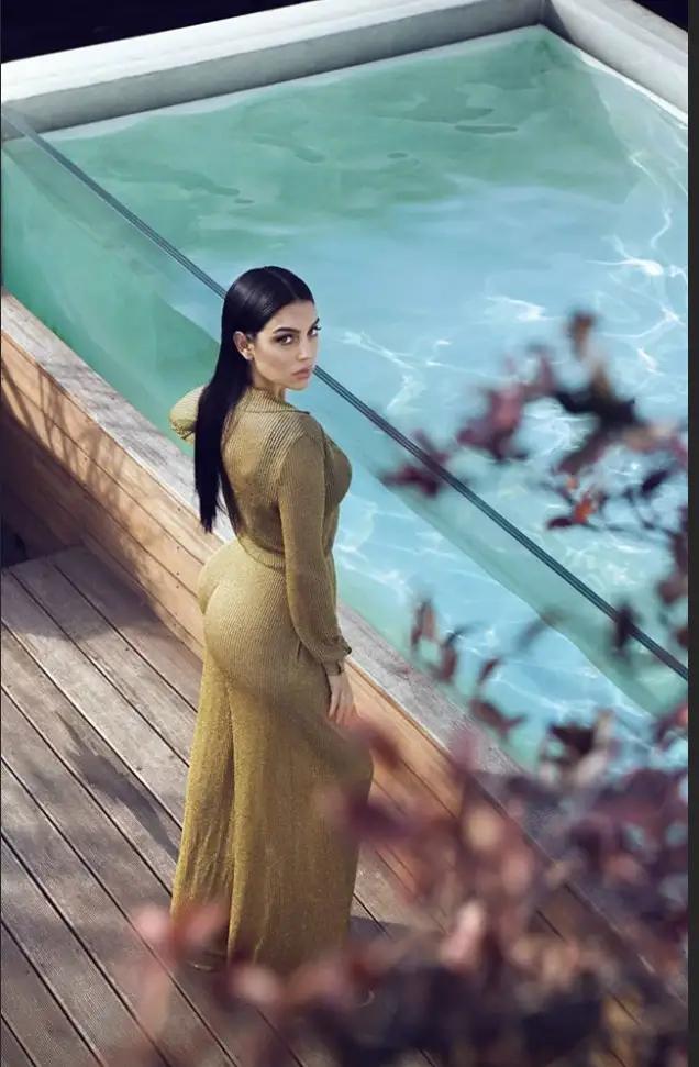 c罗亲子装,c罗居家训练大秀身材