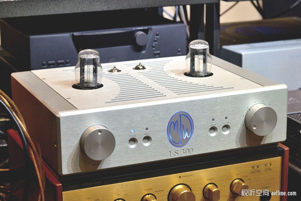 HIFI|一部好机带来极致享受：ModWright乐威LS300胆前级
