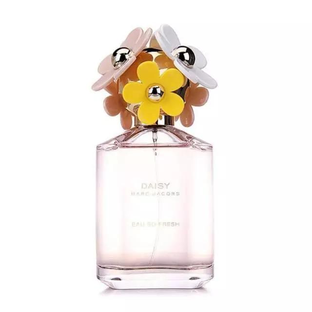 适合20岁女生的巴宝莉香水有哪些 (香奈儿邂逅香水哪个适合20岁女生)