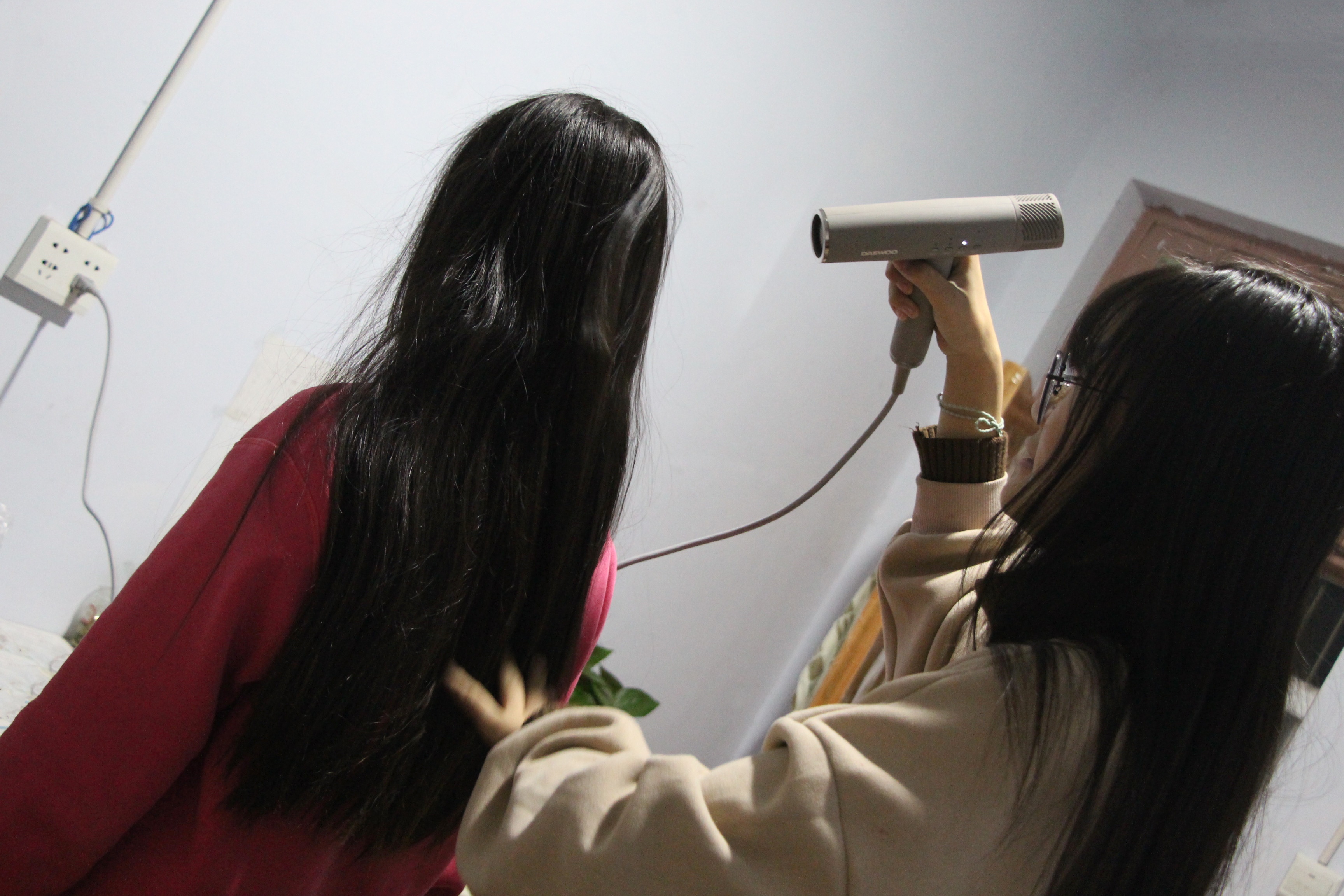 百变实用发型,百变造型吹风机