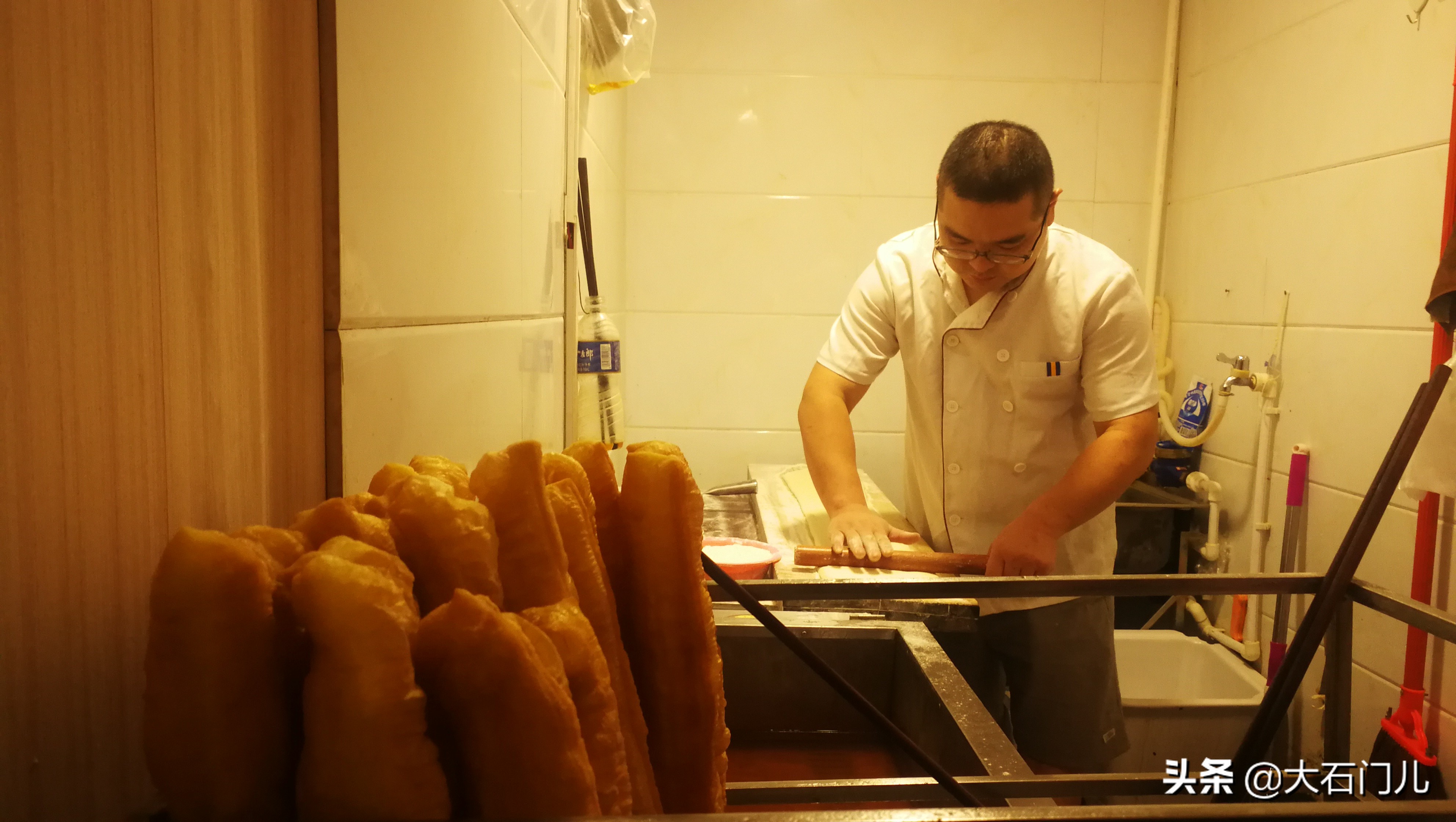 石家庄哪家油条炸得最正宗最好吃,石家庄正宗油条的做法