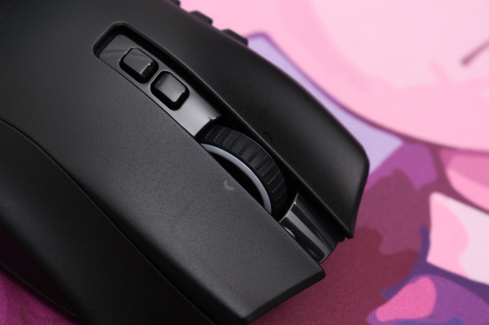 类似那伽梵蛇六芒星的鼠标,雷蛇巴塞利斯蛇鼠标评测