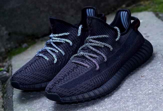 鞋底可以发光的球鞋,你的球鞋会变色吗