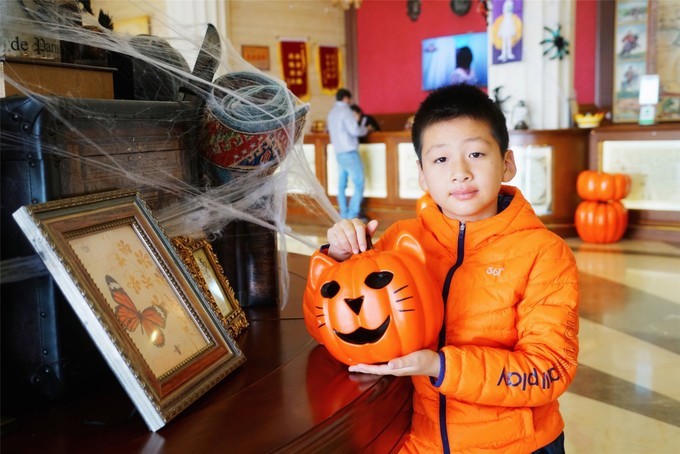 欧乐堡骑士度假酒店树屋套房厕所,欧乐堡骑士酒店树屋