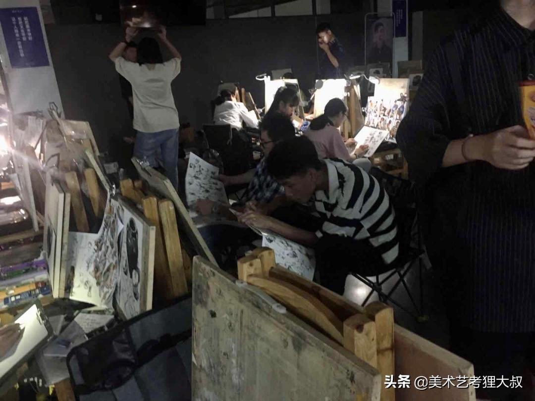 艺考男生适合学什么,美术艺考狸大叔