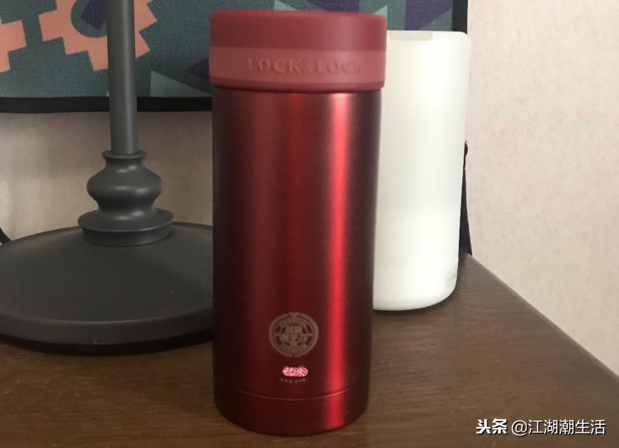 保温杯盖左右都可转就是拧不开,保温杯盖拧不开什么办法最有效