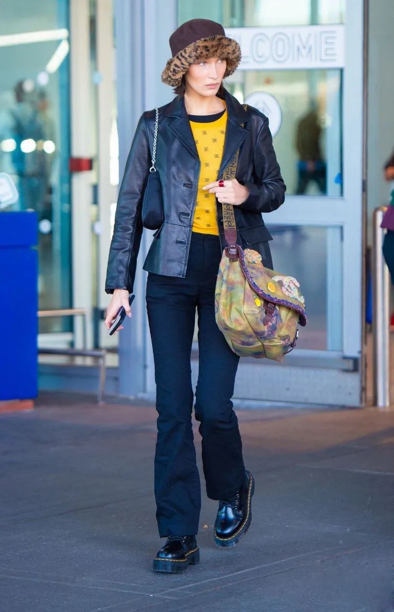 一件皮西装可以有多帅？时髦精们早已给出了答案