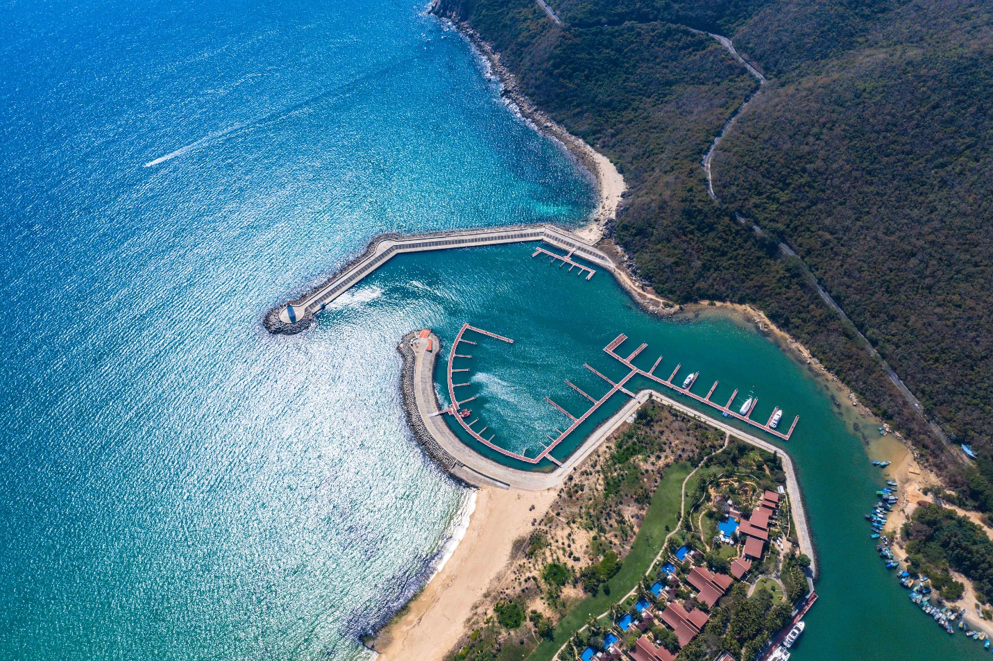 手机拍出大片的拍照app,怎么用一个手机在家就能拍出大片